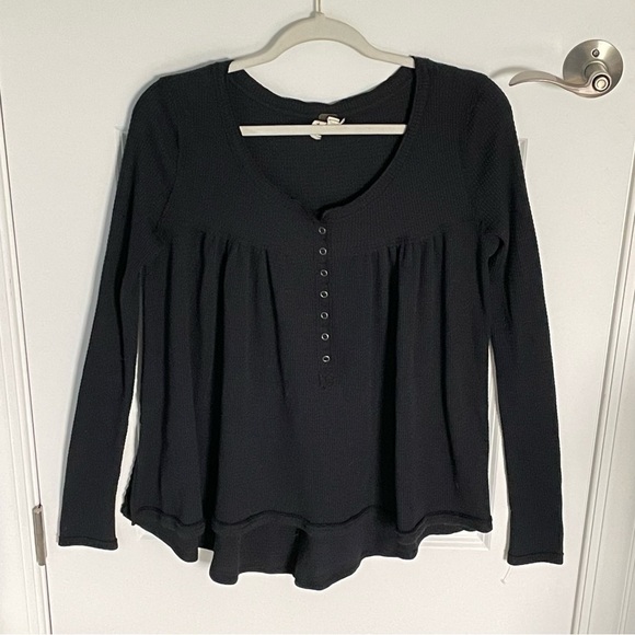 Free People We the Free Kai Thermal Henley Top black 47118 - Picture 2 of 15
